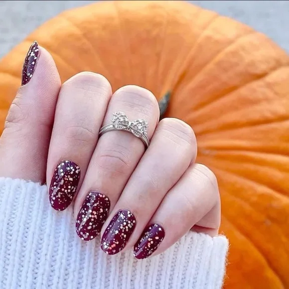 *Retired* Color Street: Wine Down | Deep Purple Red Silver Glitter Fall Dark - Picture 5 of 15